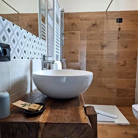 Cascina Mora Bassa 农家乐 维杰瓦诺