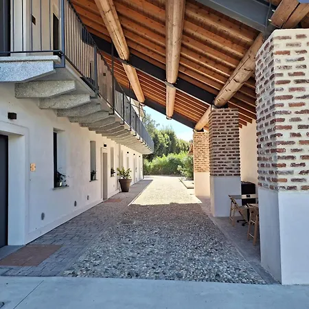 Cascina Mora Bassa Alojamento de Turismo Rural *